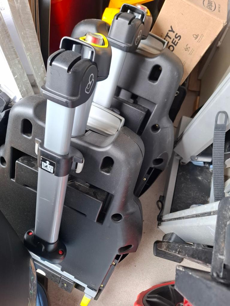 Twee keer een easy fix voor een maxi cosi, Ophalen