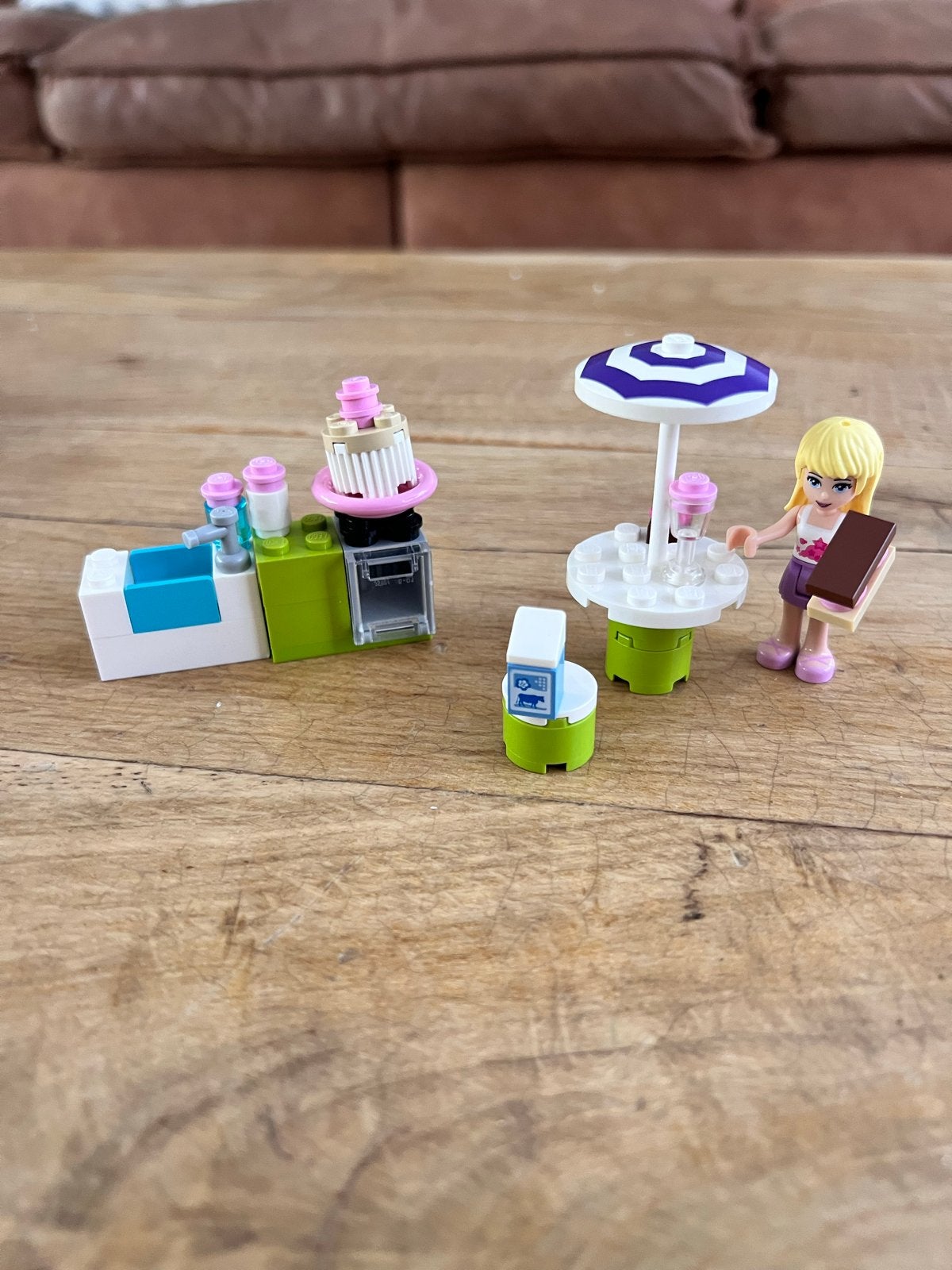 LEGO Friends 3930 Stephanie's Buitenkeuken, Ophalen of Verzenden, Zo goed als nieuw, Overige merken