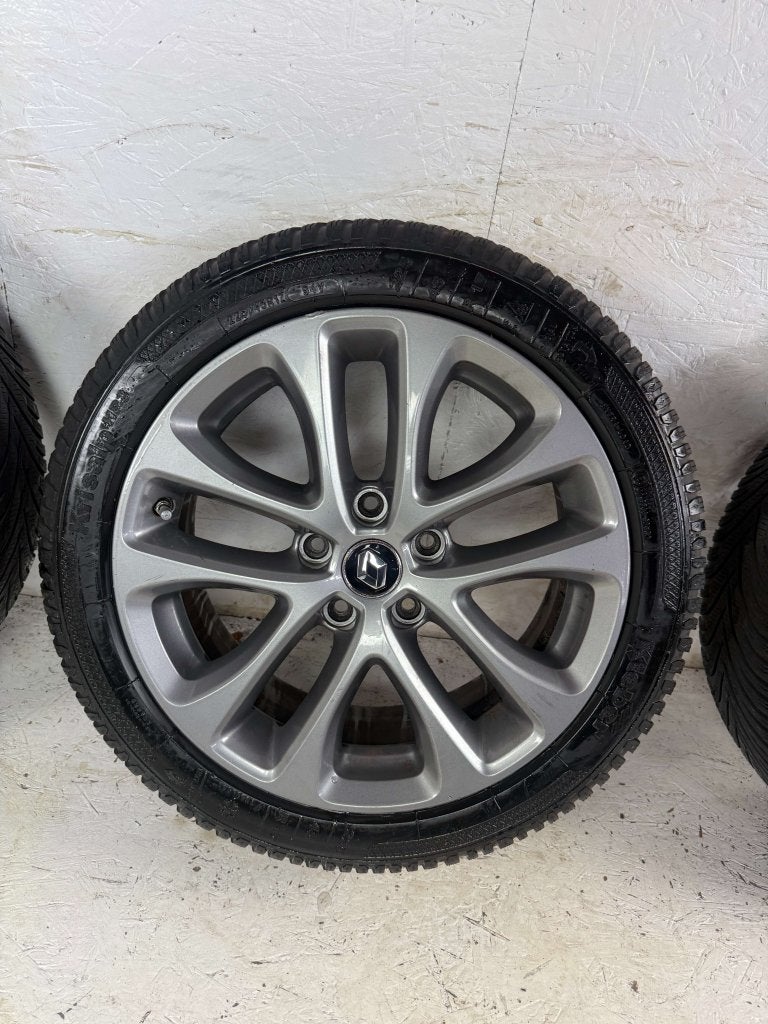 Originele Renault Megane velgen 17" 5x114.3 winterset, Niet ingevuld, Gebruikt, Banden en Velgen, Niet ingevuld