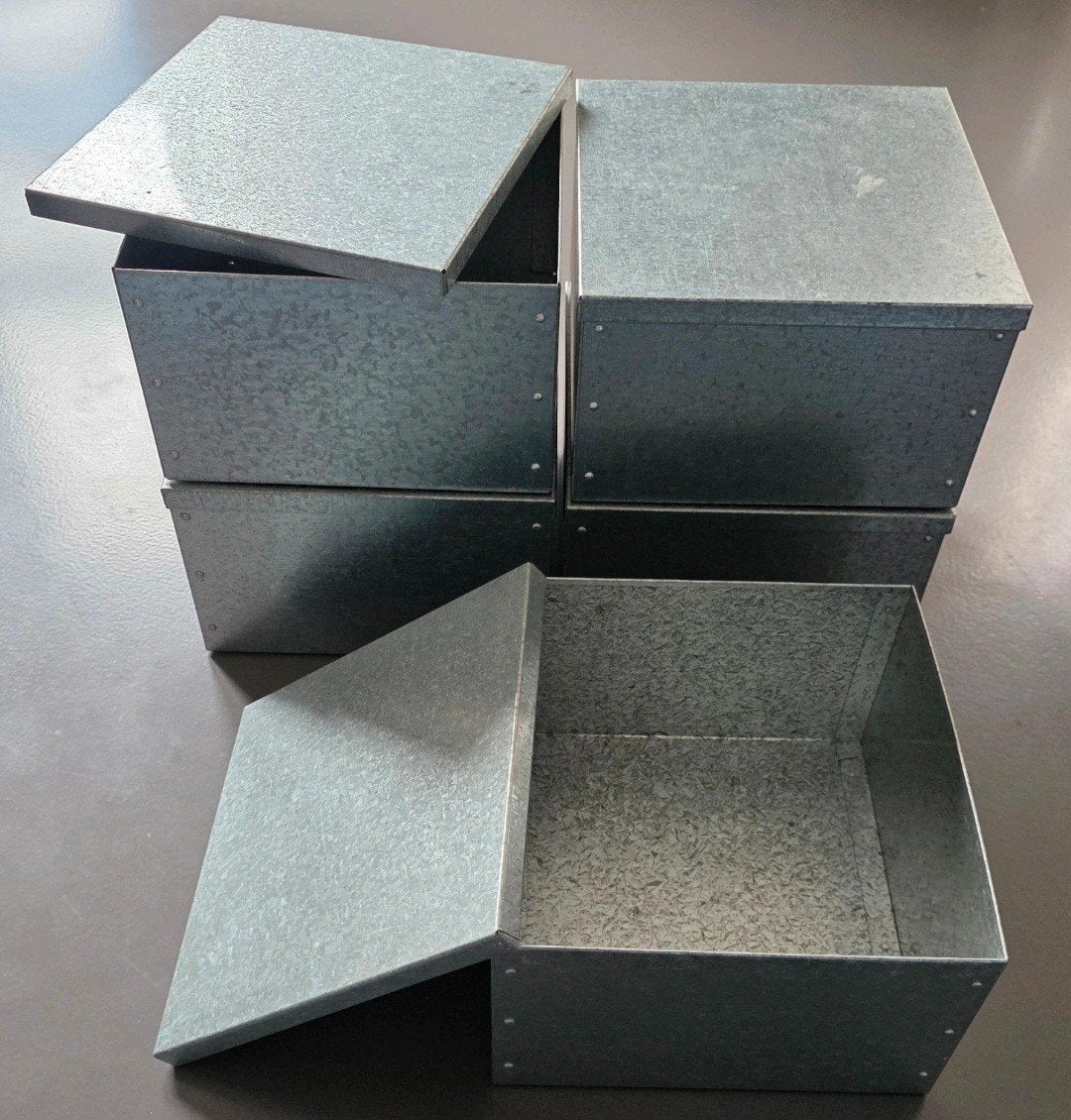 Metalen opbergdozen gegalvaniseerd 5x, Minder dan 50 cm, Gebruikt, Minder dan 50 cm, Ophalen of Verzenden