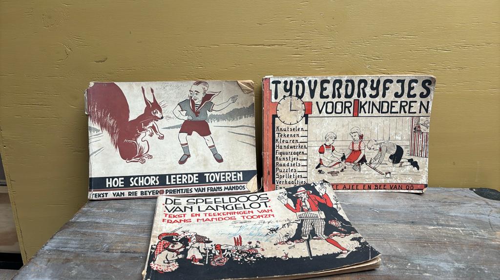 Set van drie vintage kinderboeken jaren 30, Antiek en Kunst, Ophalen of Verzenden