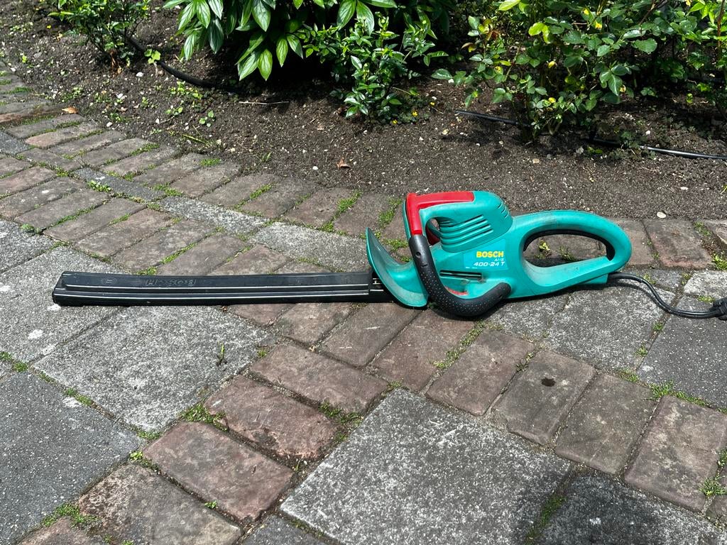 Bosch AHS 400-24 T Heggenschaar - Elektrisch, Tuin en Terras, Heggenscharen, Ophalen, Zo goed als nieuw, Elektrisch