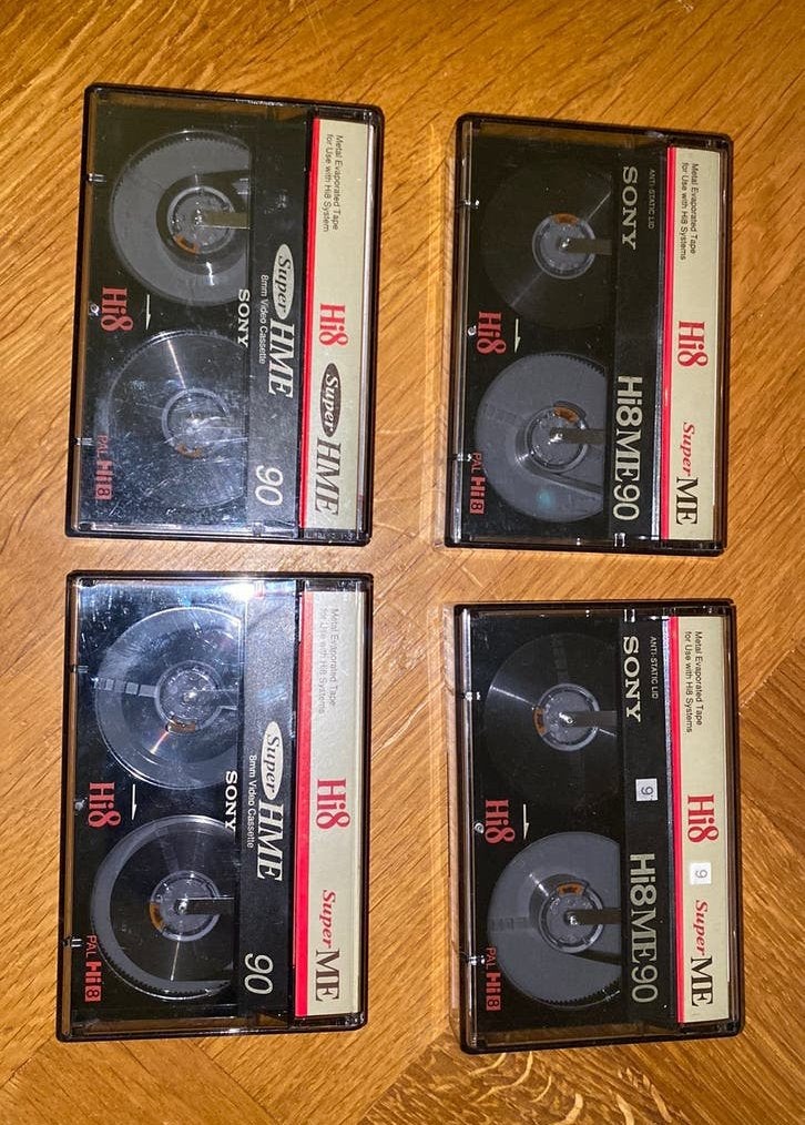 4x Hi8 Sony video tape, Ophalen of Verzenden, Overige genres, 2 t/m 25 bandjes