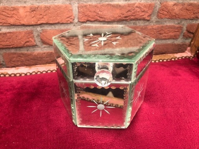 sjiek kistje met spiegelglas, Antiek en Kunst, Ophalen of Verzenden