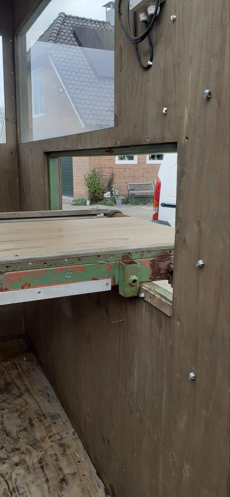 Leeshok, Zakelijke goederen, Ophalen