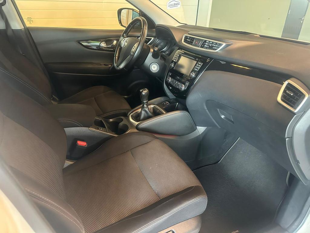 Nissan Qashqai 1.2 ACENTA/CLIMA AIRCO/NAVIGATIE/CRUISECONTRO, Voorwielaandrijving, Stof, Gebruikt, 4 cilinders