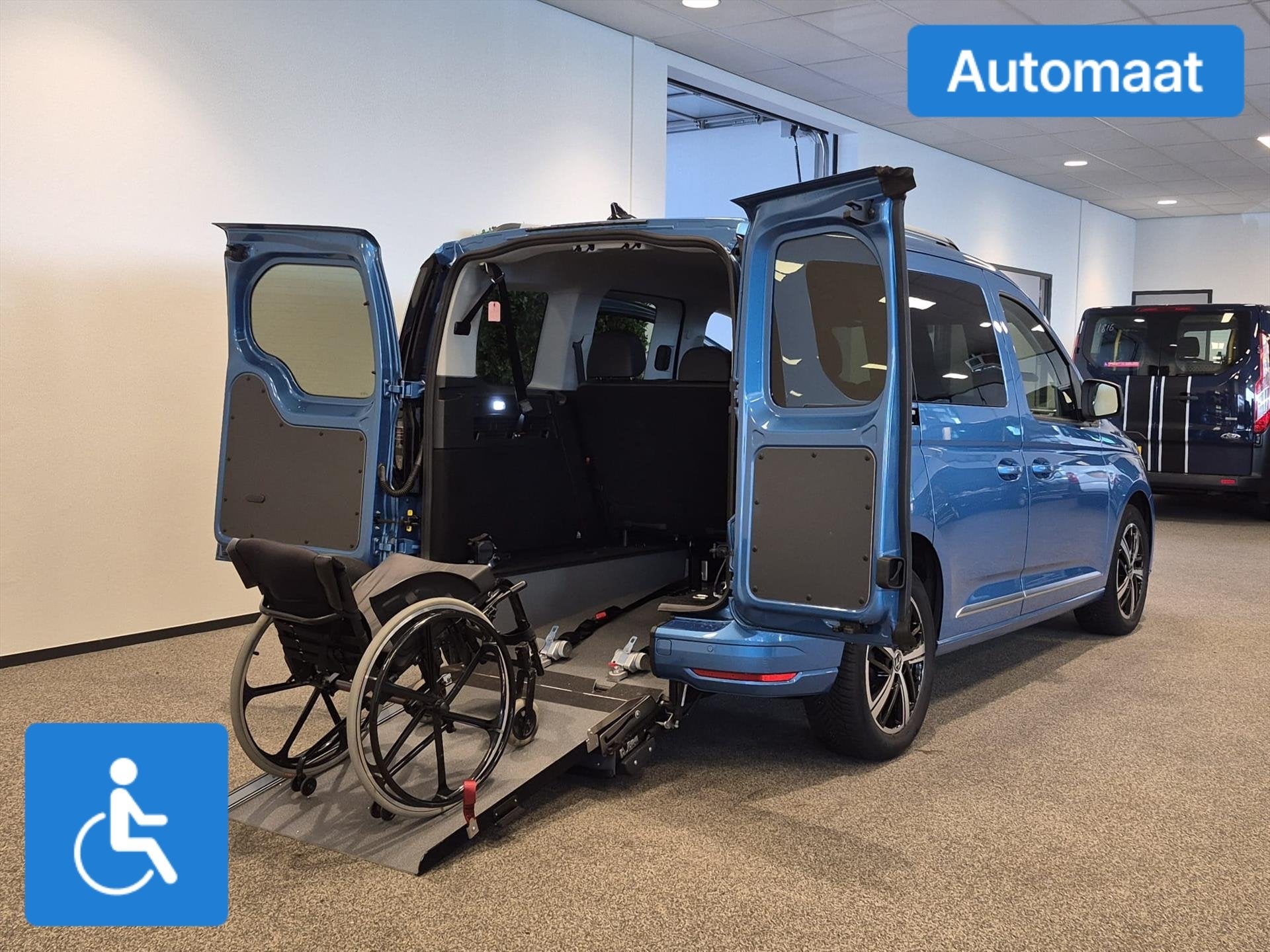 Volkswagen Caddy L1 Rolstoelauto Automaat 3+1 of 5+0, Auto's, Automaat, 12 maanden, Stof, Overige modellen