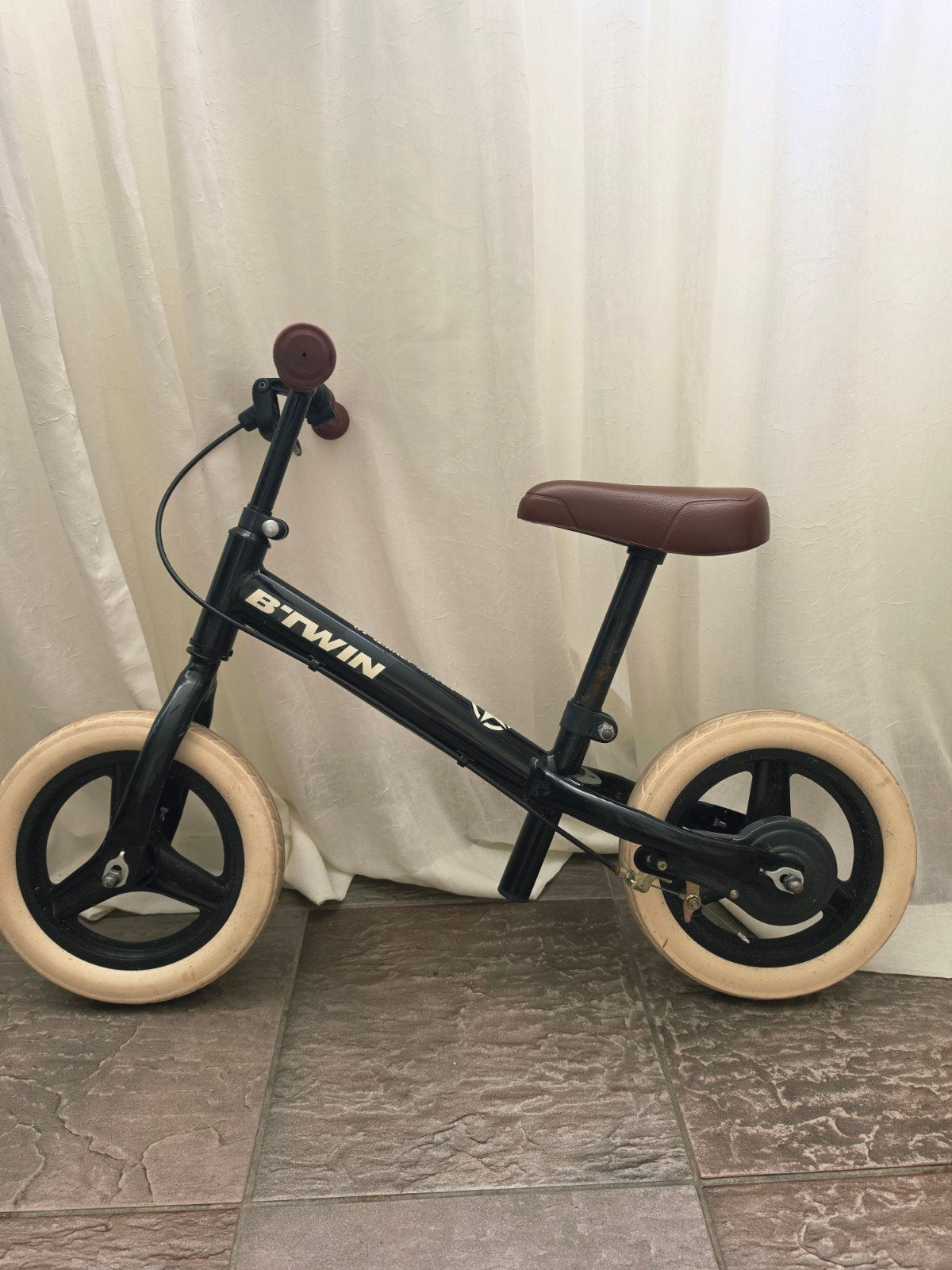B'TWIN Loopfiets Runride 520 Cruiser Zwart 10 inch, Ophalen of Verzenden, Gebruikt, Minder dan 16 inch, B'TWIN