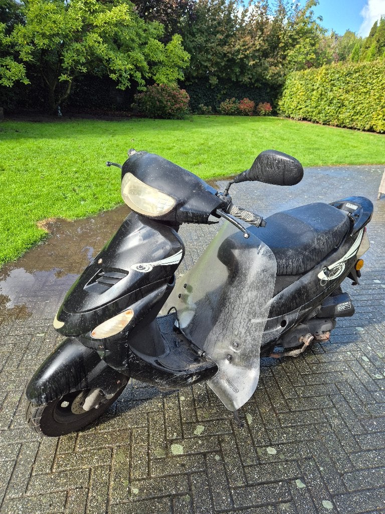 Scooter Riya RY50QT-16 blauw kenteken, Fietsen en Brommers, Gebruikt, Benzine, Ophalen, Overige merken