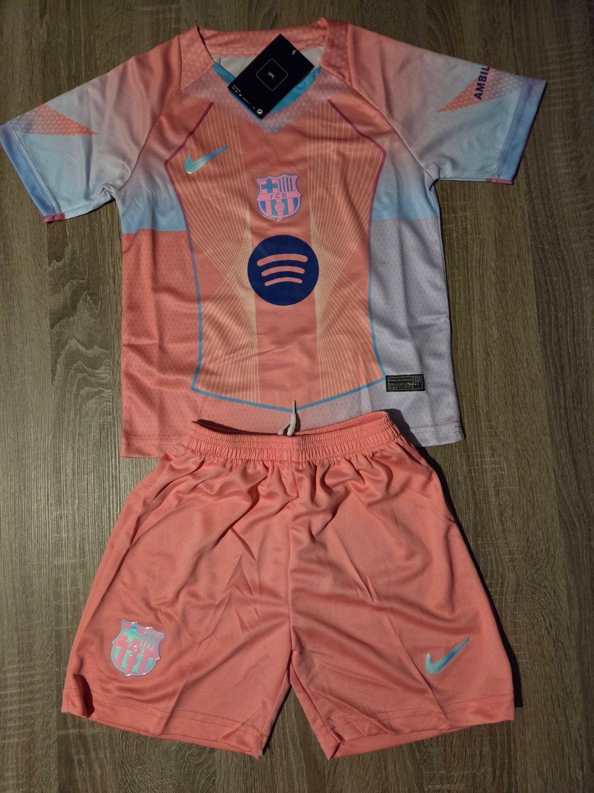 fc Barcalona tenue roze maat M, Maat M, Ophalen of Verzenden, Nieuw, Set