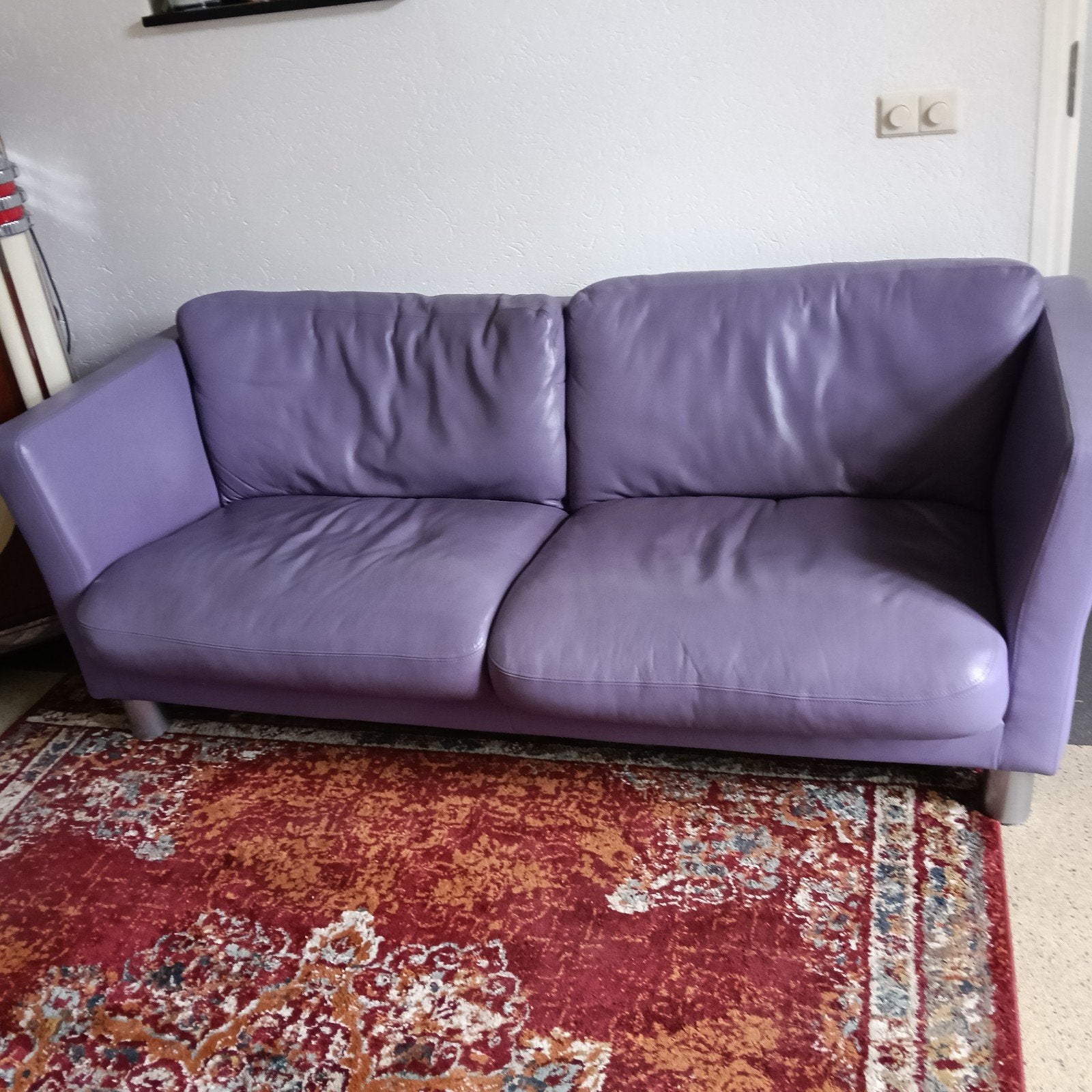 lila/paarse leren bank, Ophalen, Gebruikt, 75 tot 100 cm, Leer