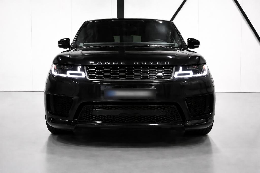 Land Rover Range Rover (sport) 2.0 P400e 404pk zwart SVR, Automaat, Euro 5, Zwart, 4 cilinders