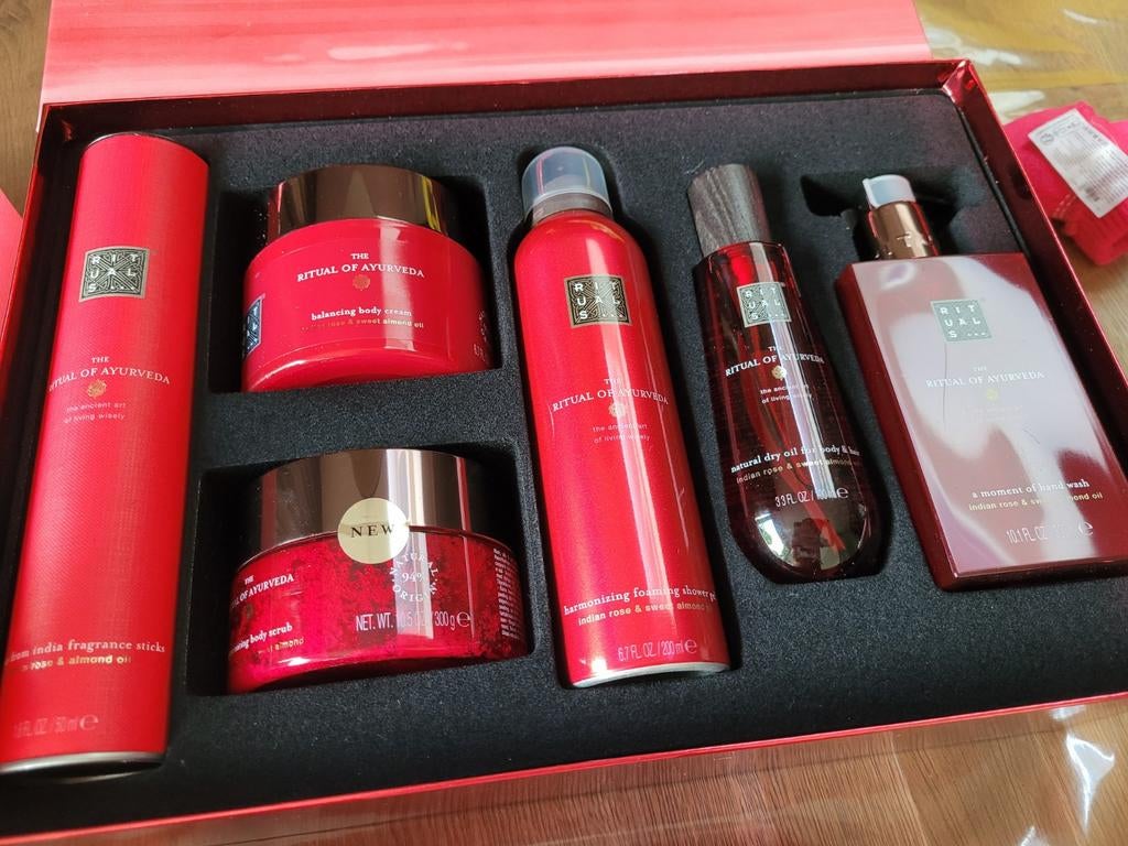 Rituals The Ritual of Ayurveda Giftset - Nieuw, Ophalen of Verzenden, Nieuw, Bad & Douche
