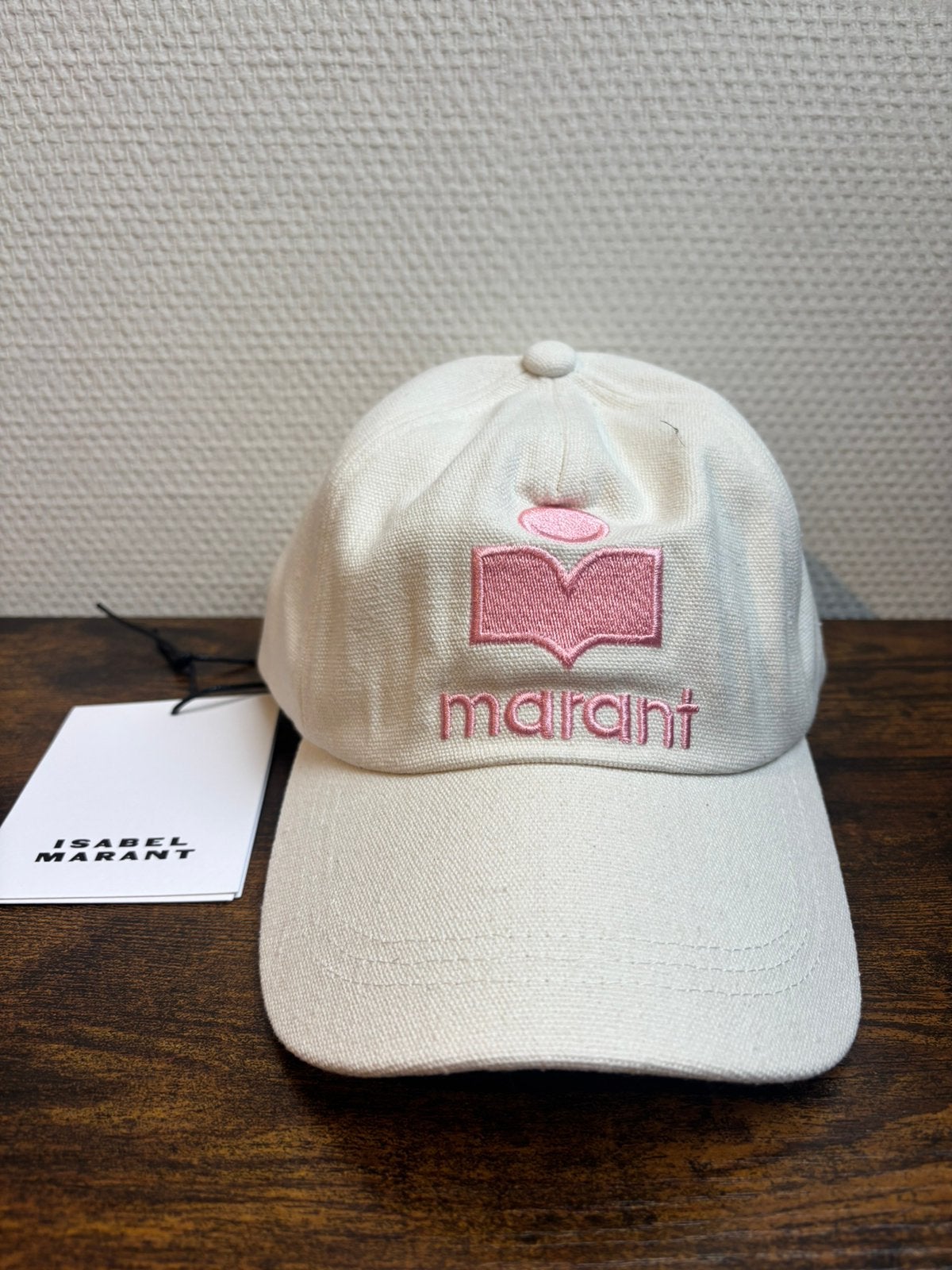 Isabel Marant pet wit roze, Ophalen of Verzenden, Nieuw, One size fits all