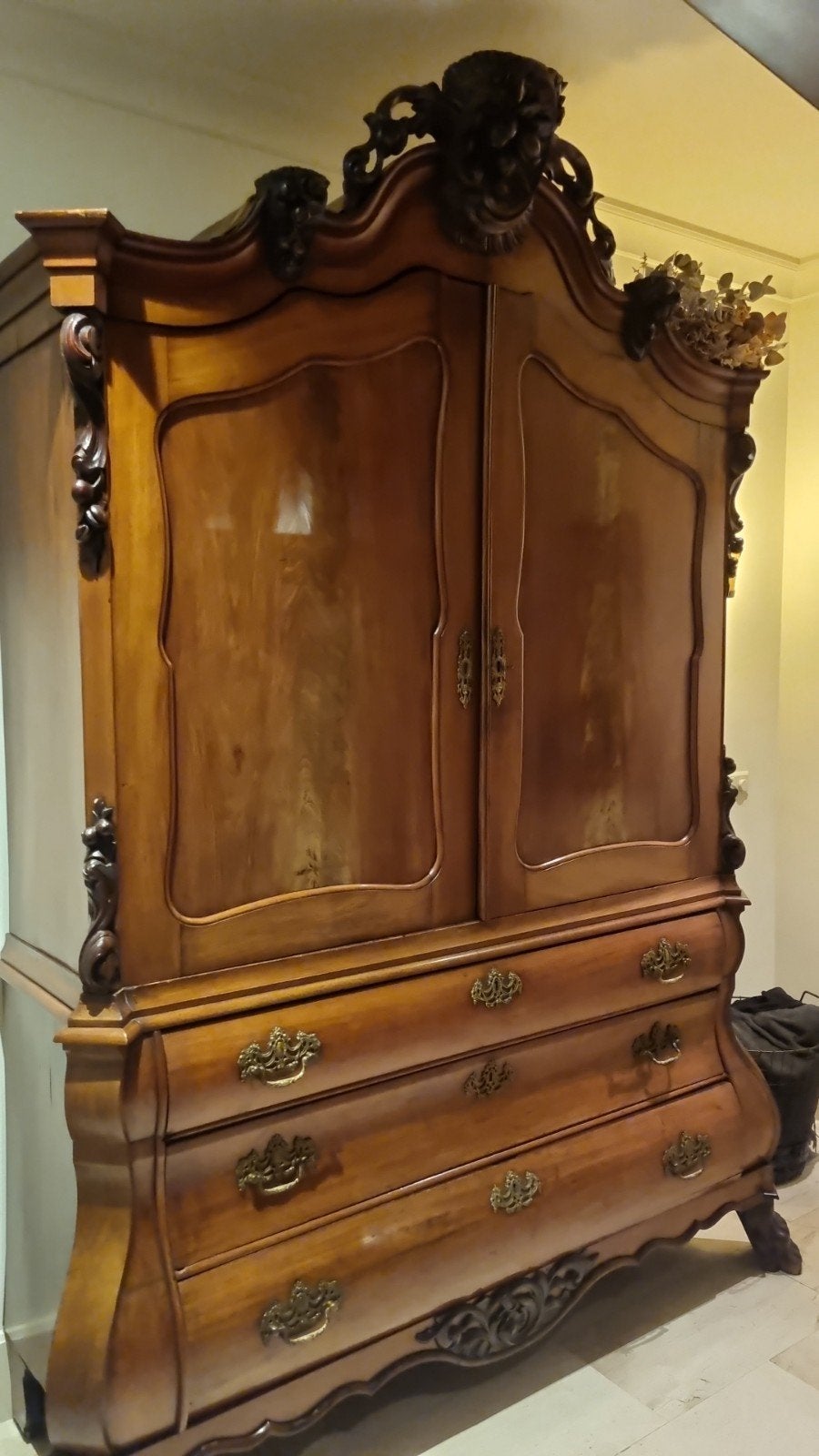 antieke mahonie houten kast, Ophalen