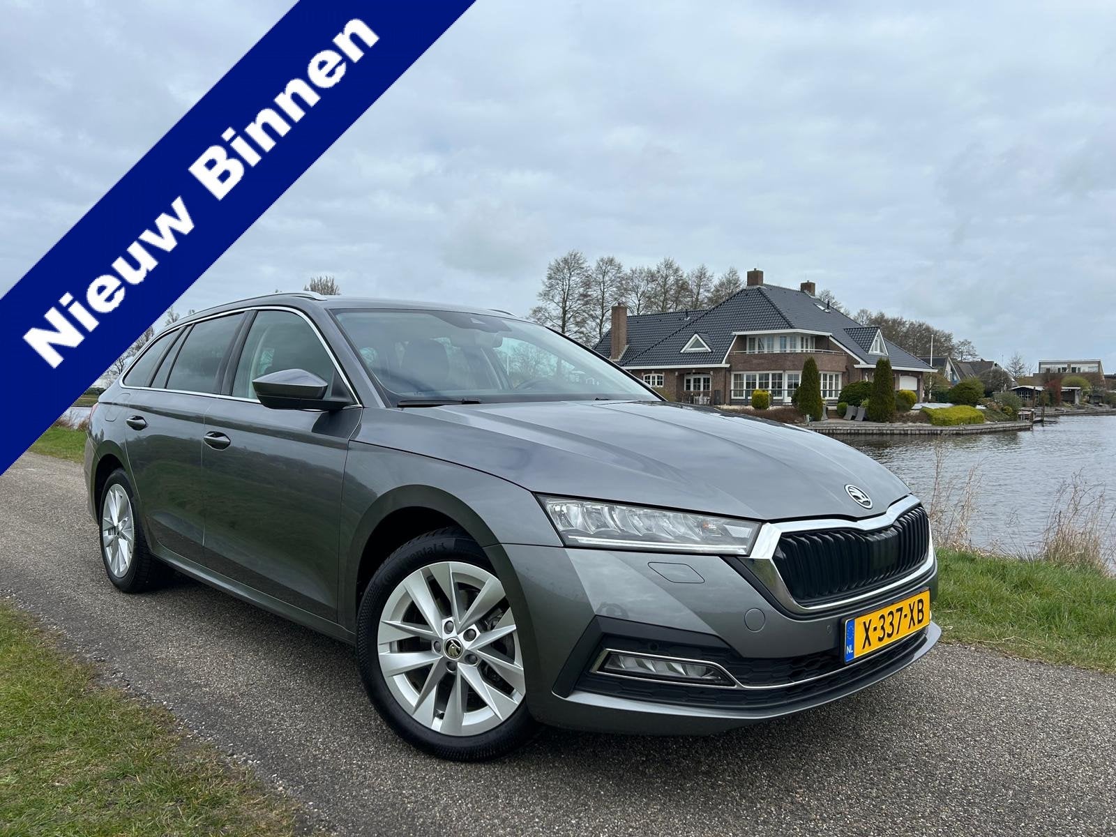 Skoda Octavia Combi 1.0 TSI Business Edition Plus Elec. Trek, Auto's, Voorwielaandrijving, Gebruikt, Euro 6, Origineel Nederlands