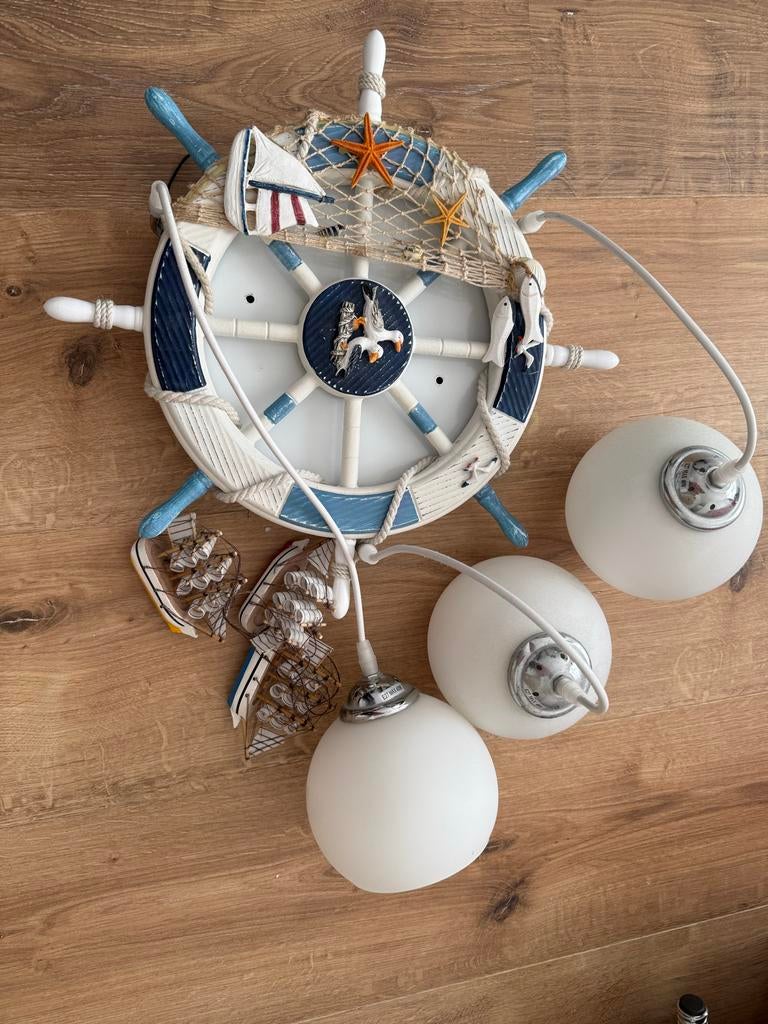Kinder marine ceiling hanglamp and marine carpet (120x180cm), Ophalen, Zo goed als nieuw