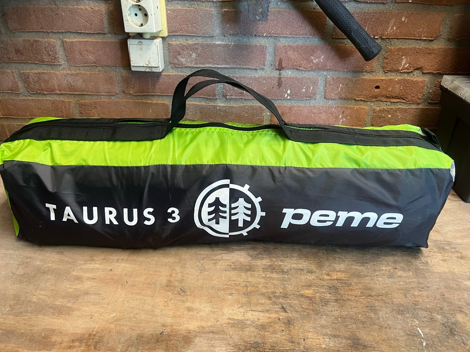 Peme Taurus 3 persoons tent - 3x gebruikt, Ophalen, Zo goed als nieuw, Tot en met 3