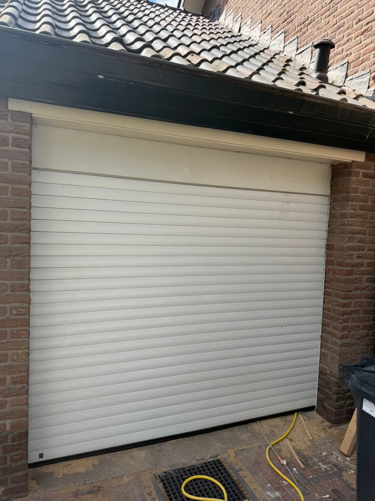 Elektrische roldeur wit, Doe-het-zelf en Verbouw, Ophalen, Gebruikt, Wit, 200 cm of meer