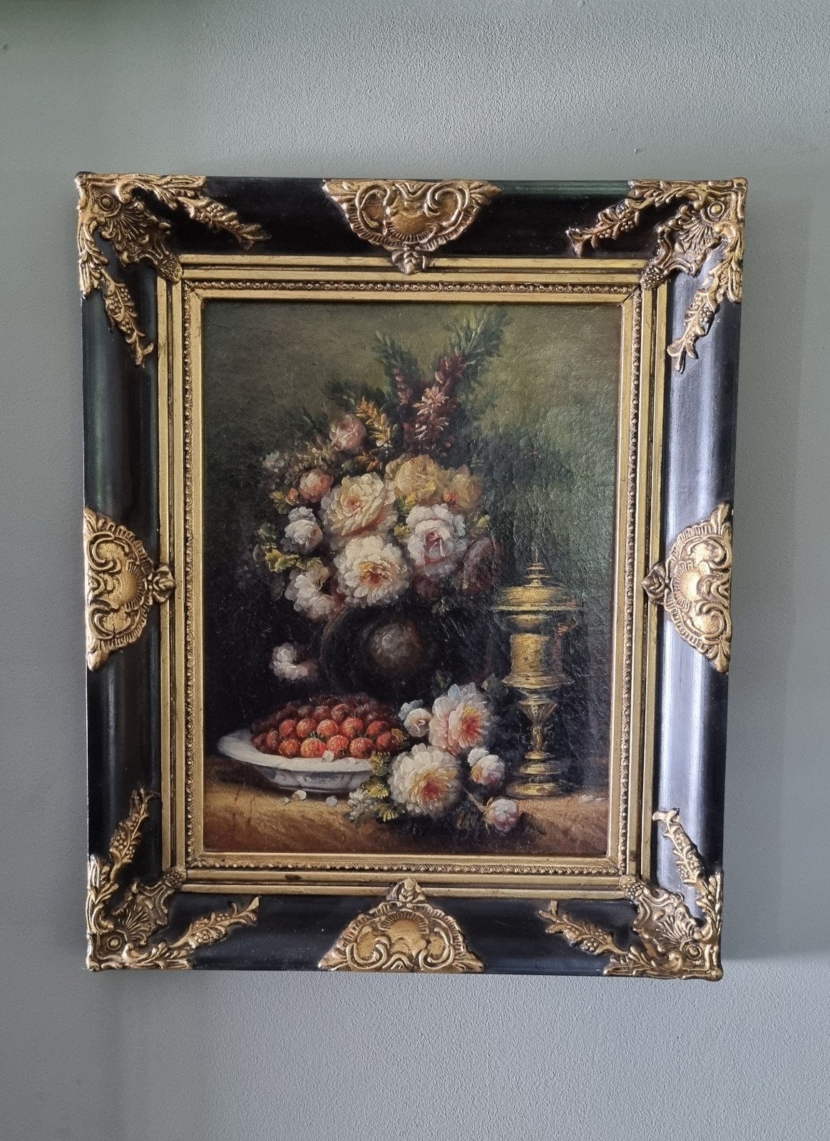 Prachtig klassiek bloemstilleven in barokke ornament, Antiek en Kunst, Ophalen, Paneel, Stilleven, Olieverf
