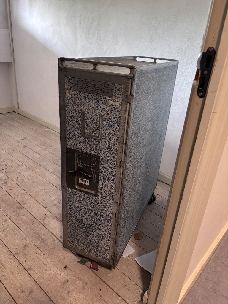 Vintage KLM vliegtuigtrolley - full-size, industrieel, Verzamelen, Luchtvaart en Vliegtuigspotten, Ophalen, Gebruikt, Overige typen