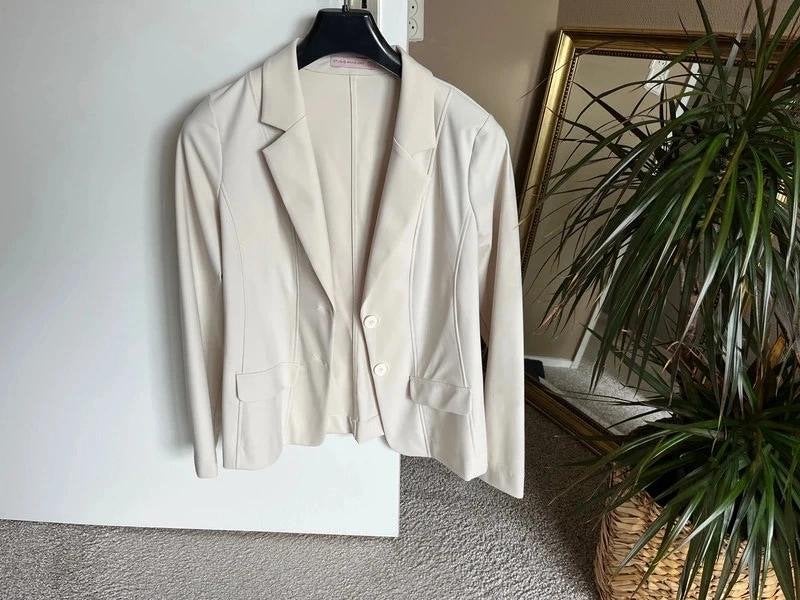 Studio Annelies Crème Blazer Maat 40 (L), Kleding | Dames, Beige, Maat 42/44 (L), Ophalen of Verzenden, Zo goed als nieuw