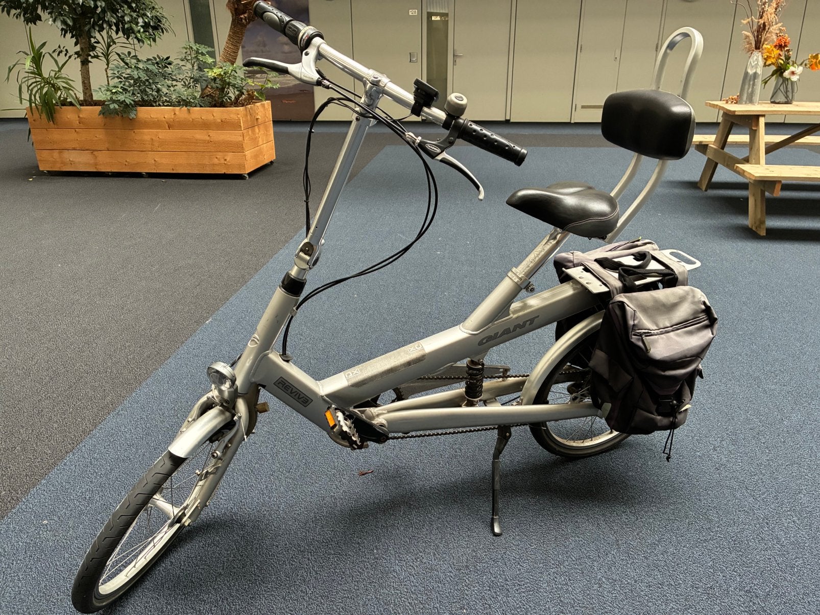 Giant Revive fiets met lage instap, Fietsen en Brommers, Fietsen | Ligfietsen, Ophalen, Gebruikt, Velgrem, Giant