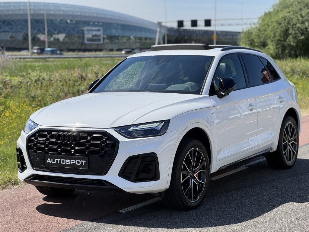 Audi Q5 50 TFSI e Quattro S-Line Black Ed. Pano Navi Camera, Automaat, 14 kWh, Gebruikt, 4 cilinders