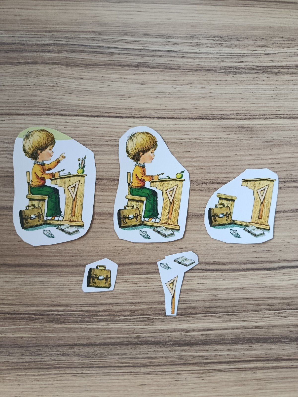 Pyramide Jongen op school knipveltjes,, Ophalen of Verzenden, Zo goed als nieuw, Overige thema's, Overige typen