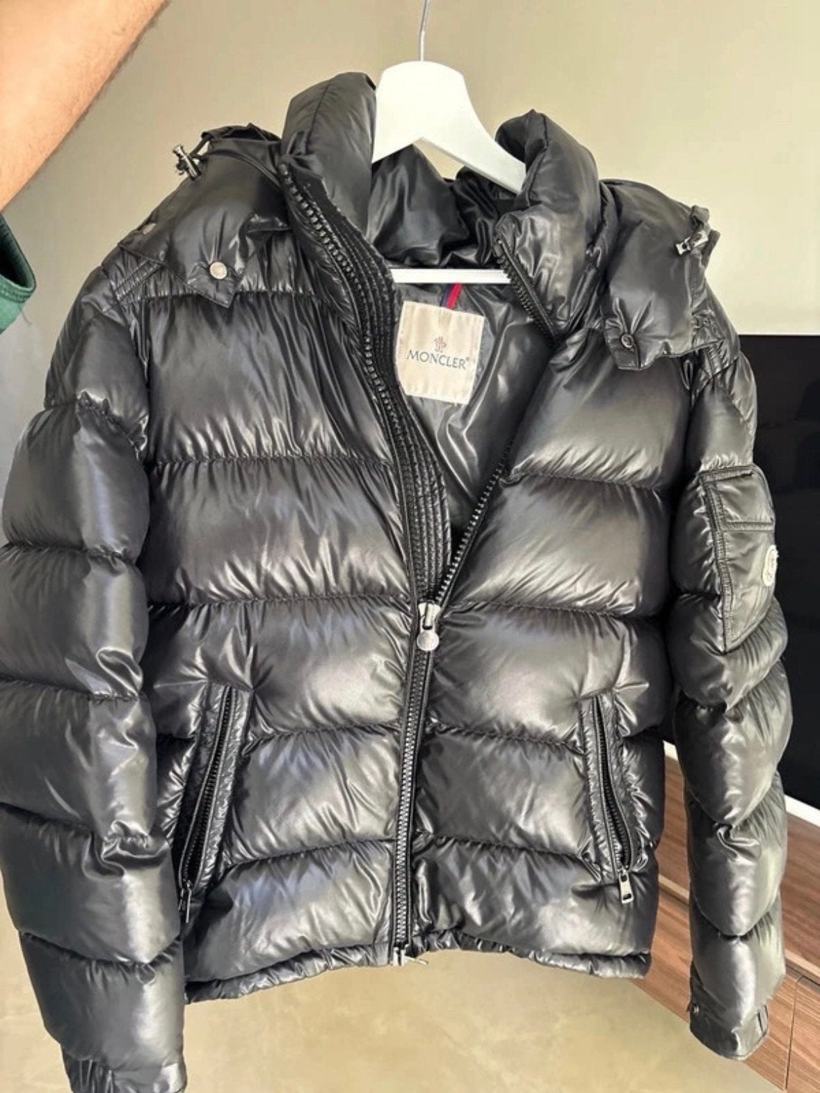 Moncler Maya donsjack - Zwart - Maat 1 (S), Ophalen of Verzenden, Gedragen, Maat 46 (S) of kleiner, Zwart
