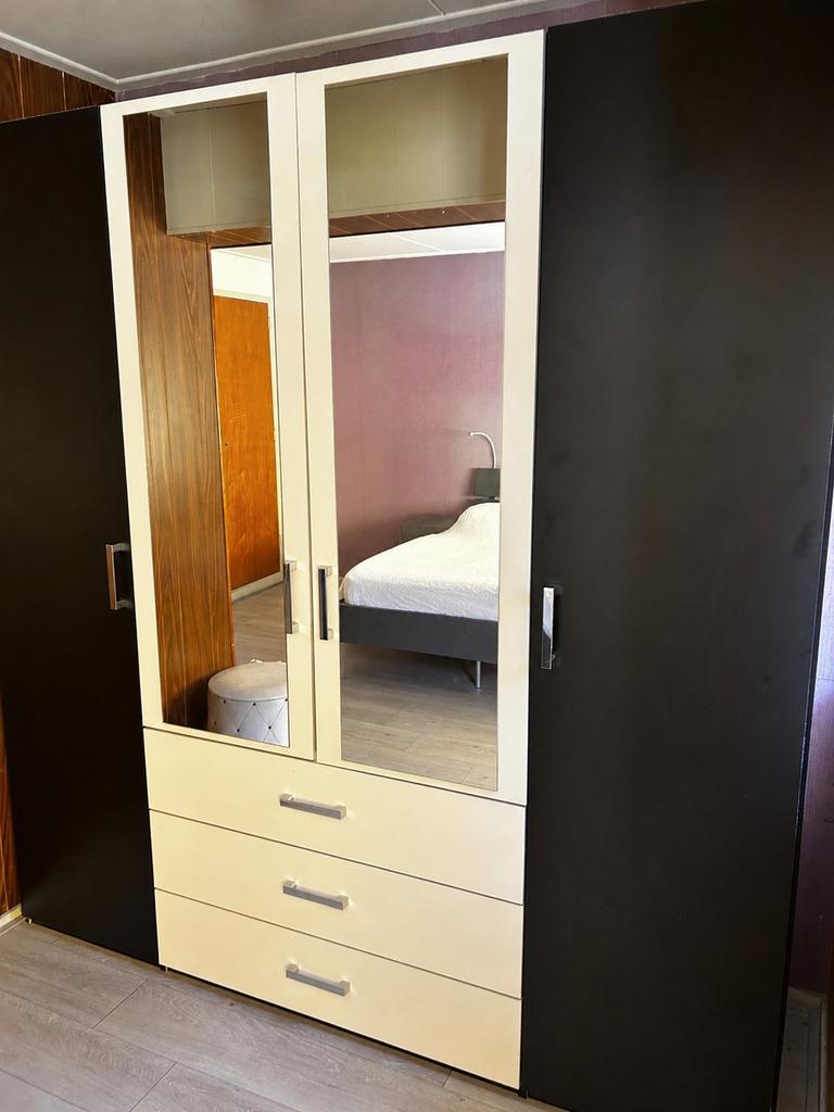 Xl Kledingkast met spiegeldeuren en lades - gedemonteerd, Huis en Inrichting, Kasten | Kledingkasten, 200 cm of meer, 150 tot 200 cm