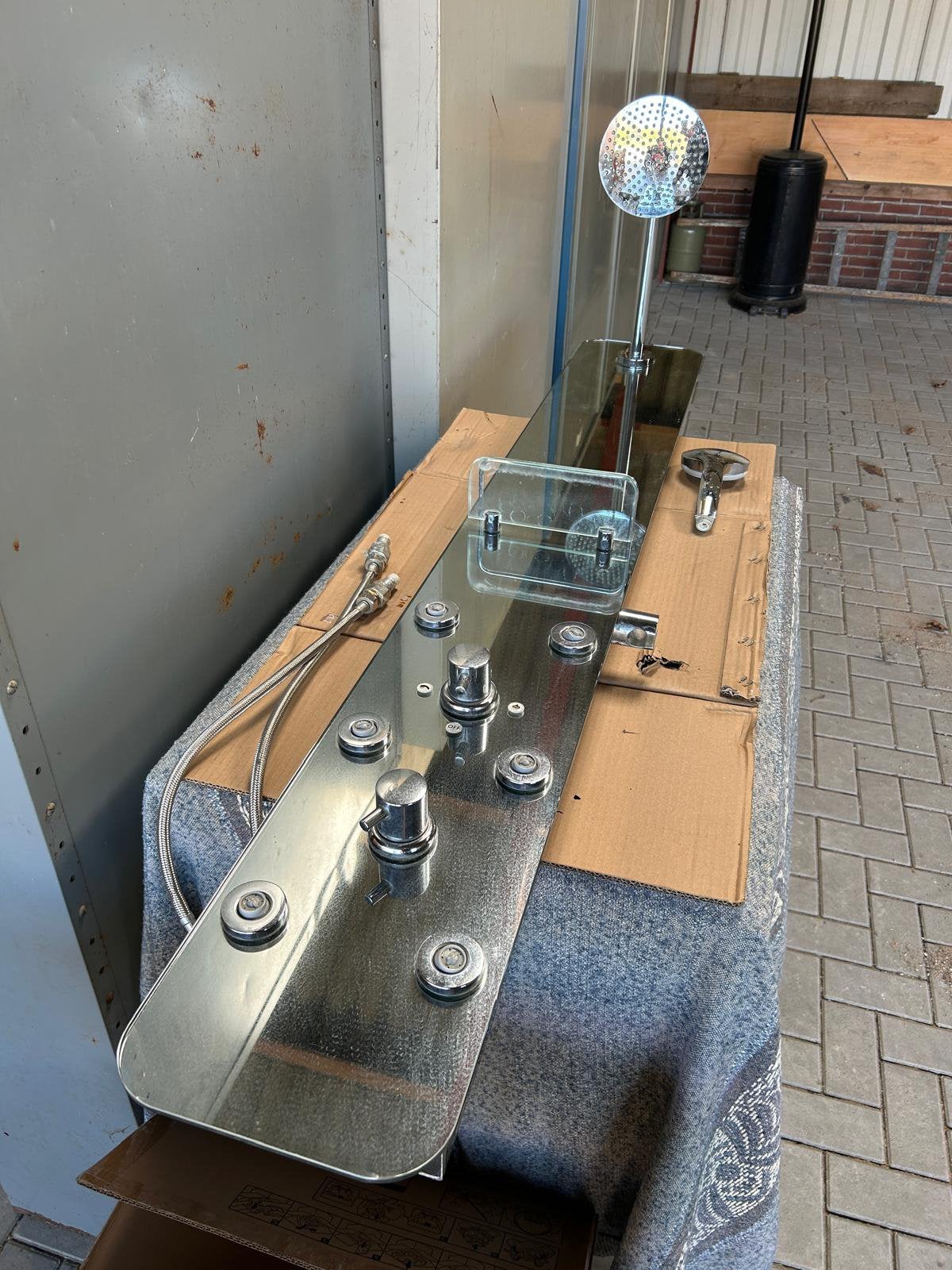 Douchepaneel rvs met handdouche en massagestralen, Huis en Inrichting, Badkamer | Complete badkamers, Ophalen, Gebruikt, Met douche