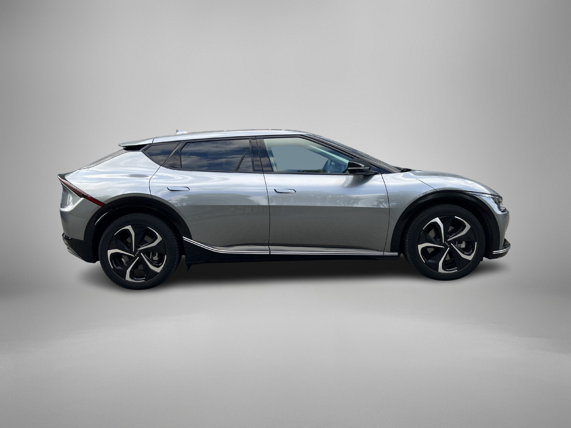 Kia Ev6 Edition Advanced 77.4 kWh (bj 2024, automaat), Automaat, Achterwielaandrijving, Gebruikt, Zwart