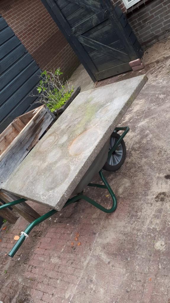 Gratis betonnen blad beton 120 x 80 x 5cm, Ophalen, Gebruikt