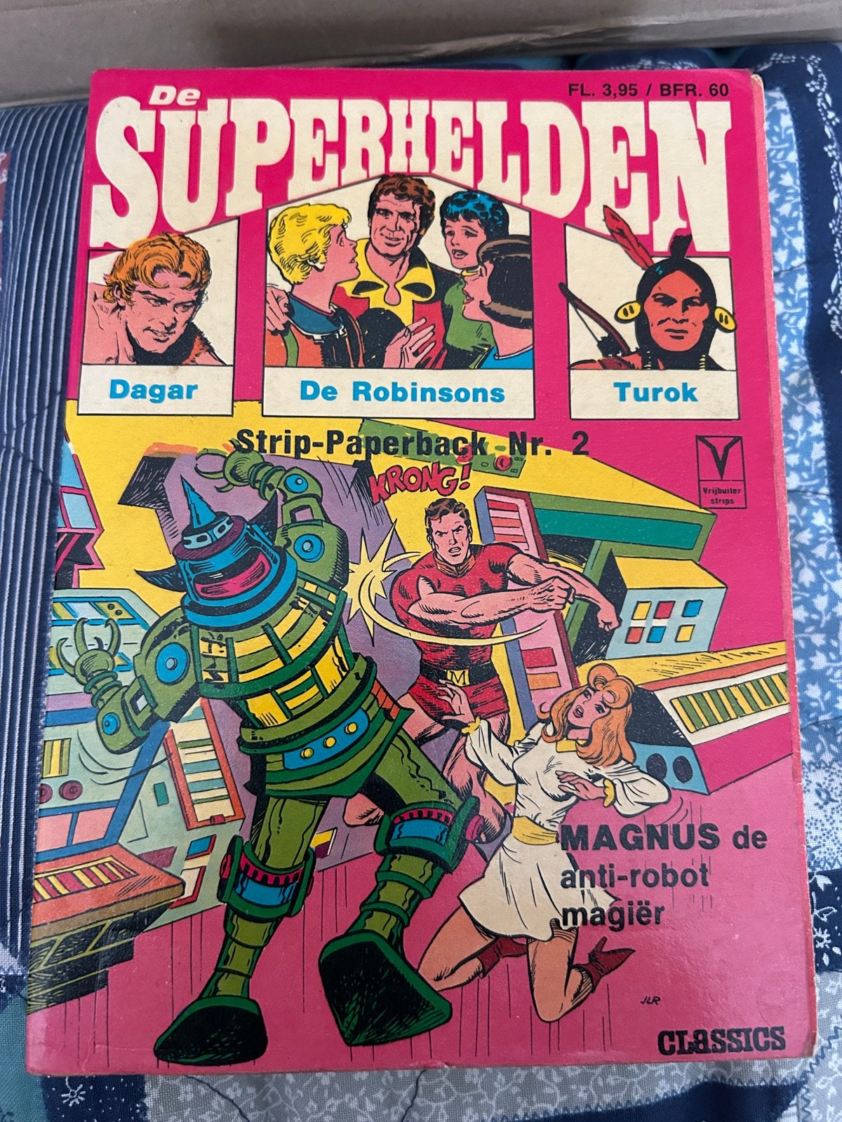 De Superhelden Strip-Paperback Nr.  2 en 8, Eén stripboek, Ophalen of Verzenden, Gelezen