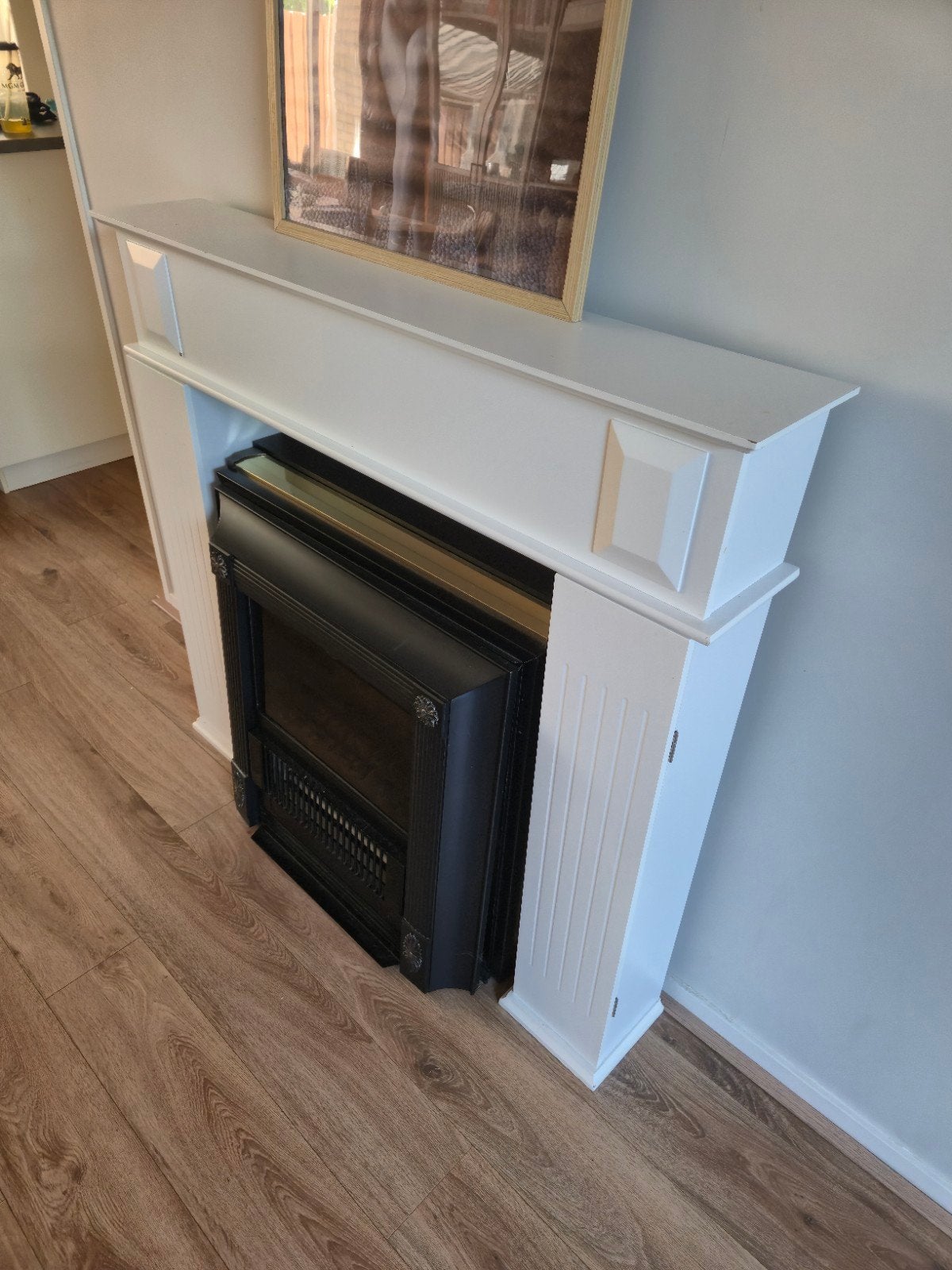 Witte decoratieve schouw (exclusief haard), Ophalen