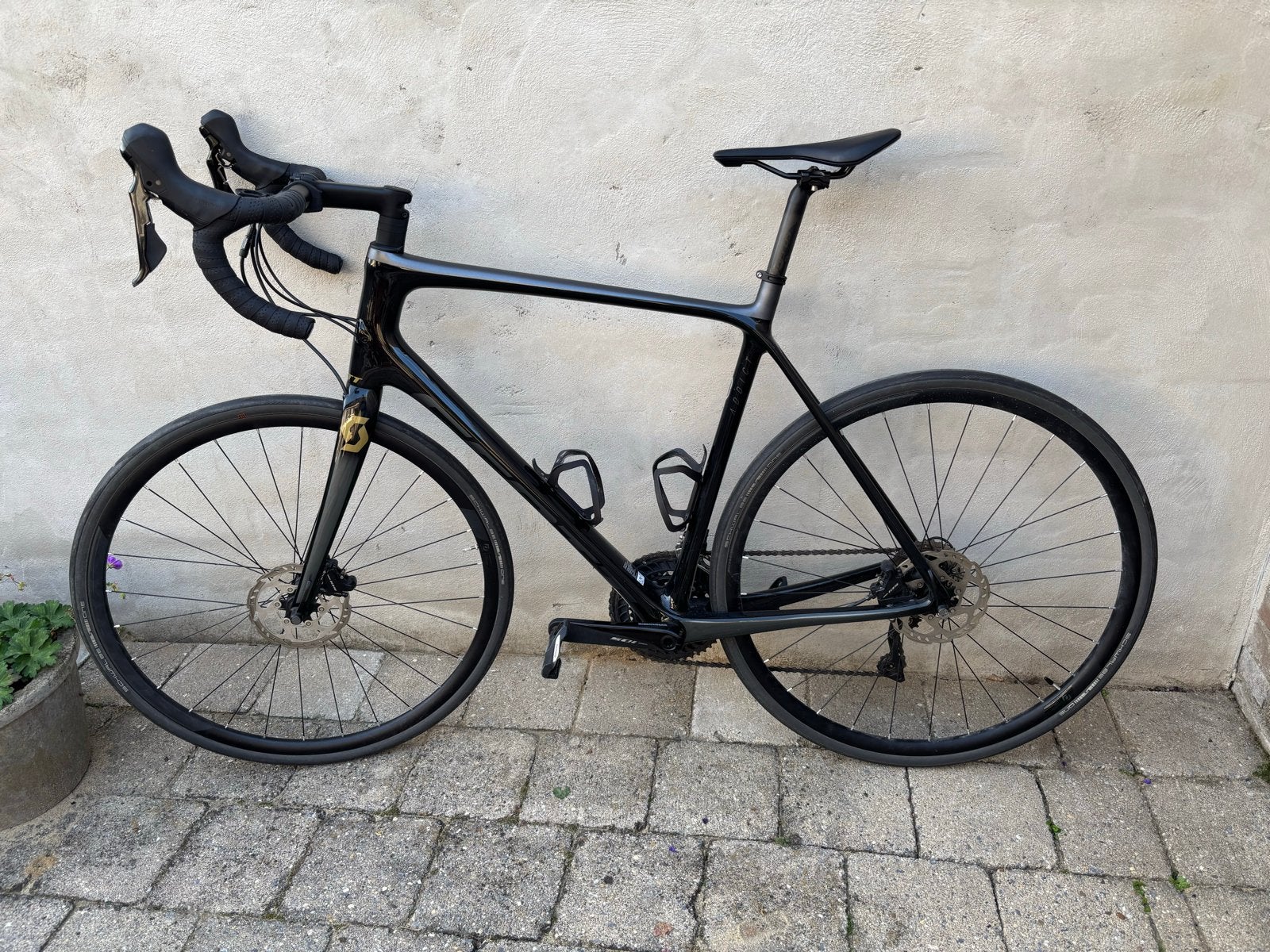 Scott Addict 20 Disc Racefiets - Grijs/Zwart - XL (58cm), 28 inch, Carbon, Heren, Zo goed als nieuw