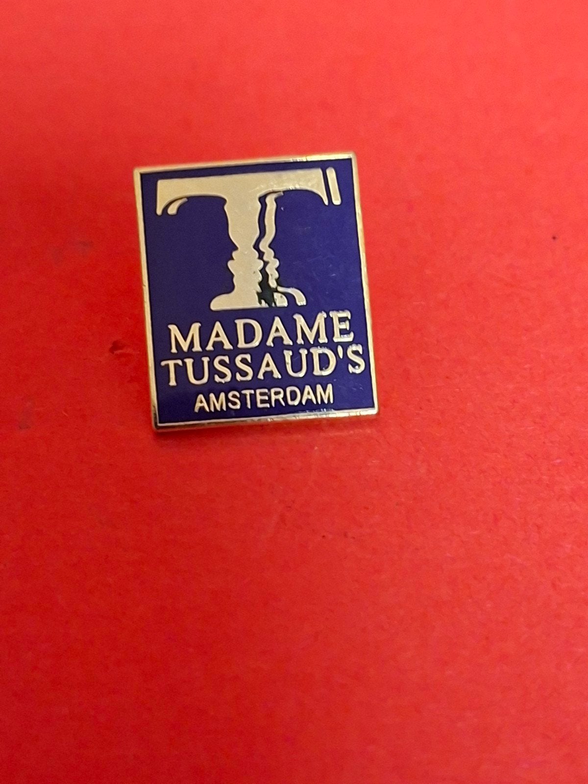 Pin Madame Tussoud's, Ophalen of Verzenden, Gebruikt