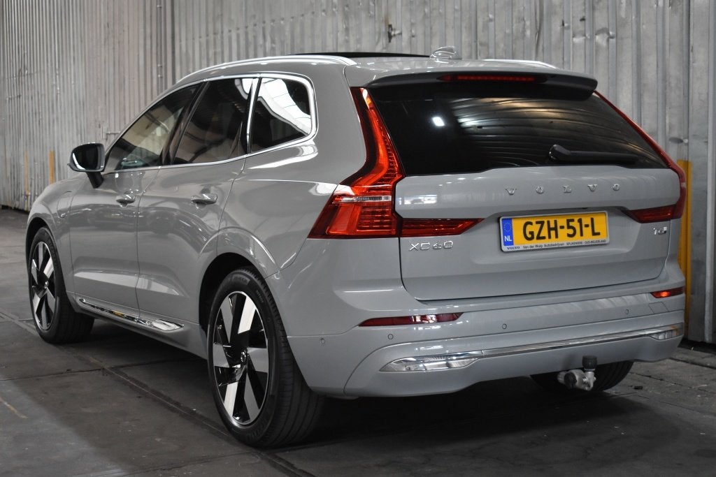 Volvo XC60 T6 350PK AWD Ultra Bright | Trekhaak | Luchtverin, Auto's, Automaat, Gebruikt, 4 cilinders, 24 maanden