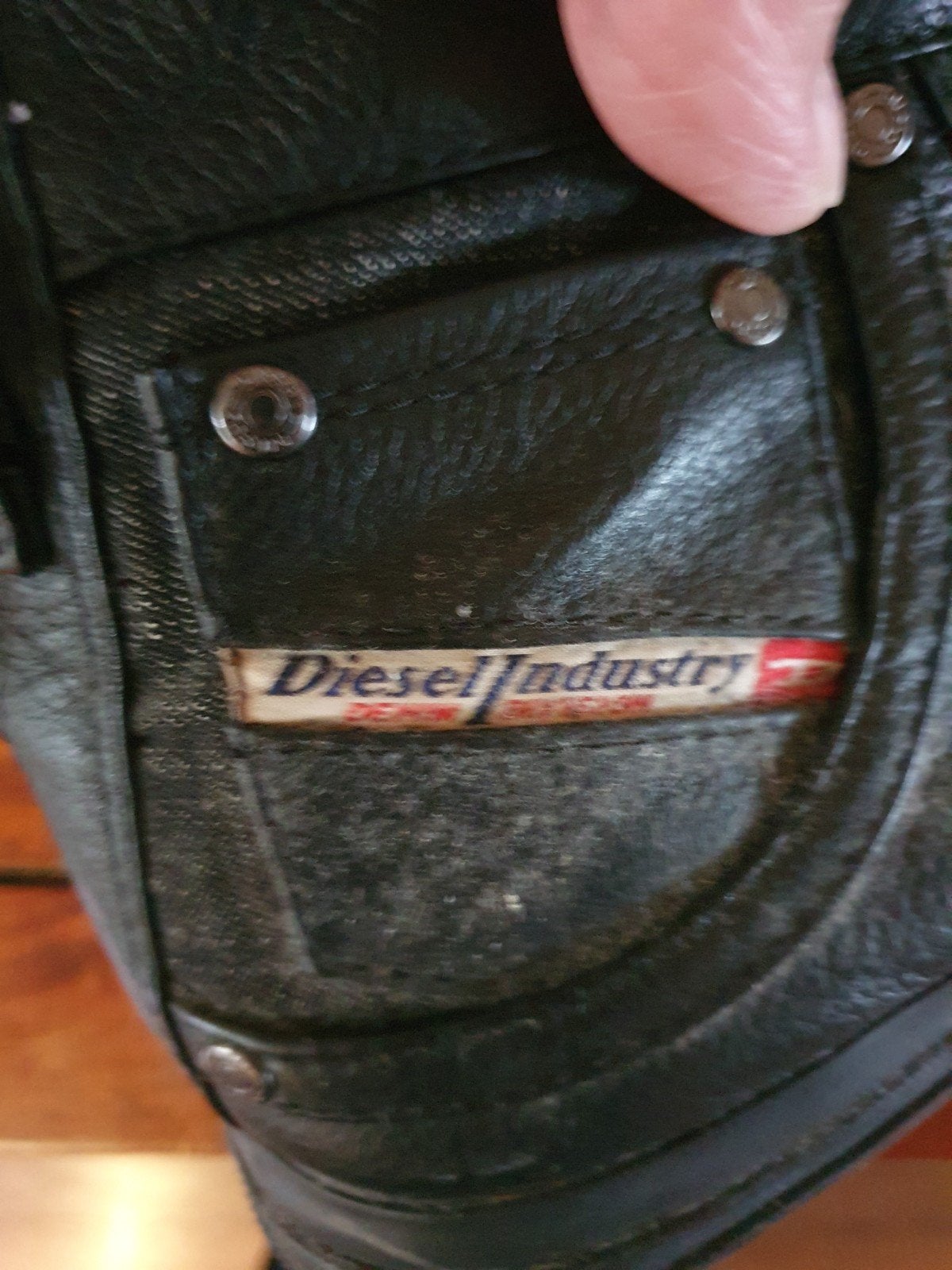 Diesel sneakers maat 45 - Zwart, zo goed als nieuw, Diesel, Zwart, Ophalen of Verzenden, Sneakers of Gympen