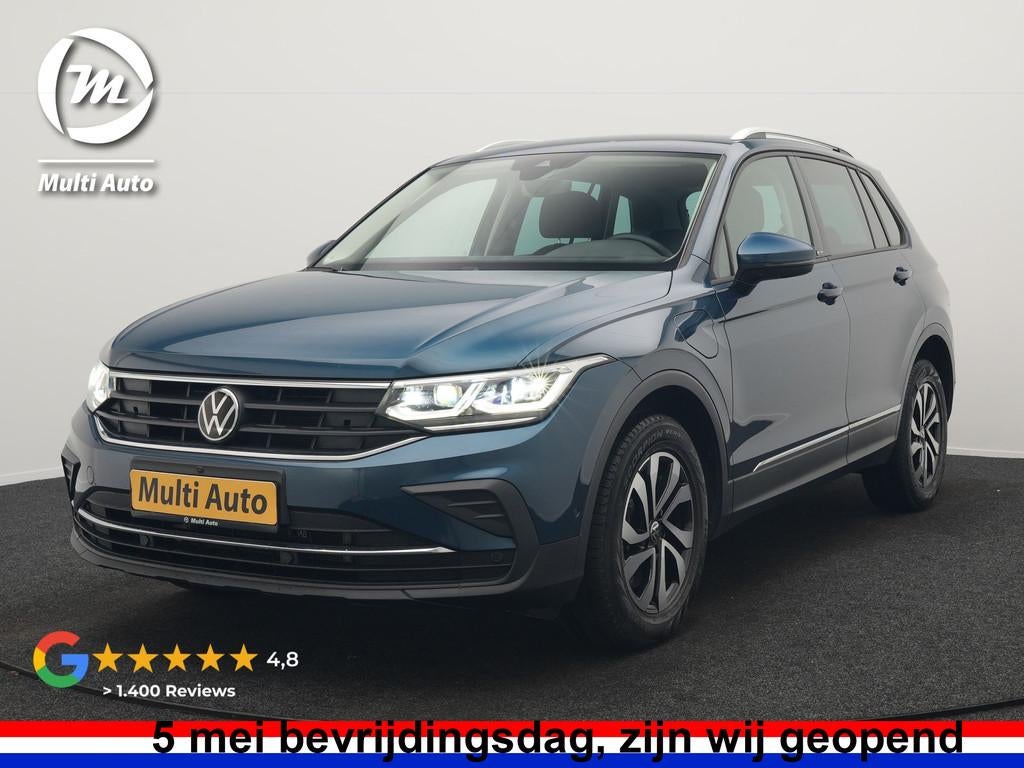 Volkswagen Tiguan 1.4 eHybrid PHEV 245pk Dealer O.H. | Adapt, Auto's, 1716 kg, Stof, Zwart, 4 cilinders