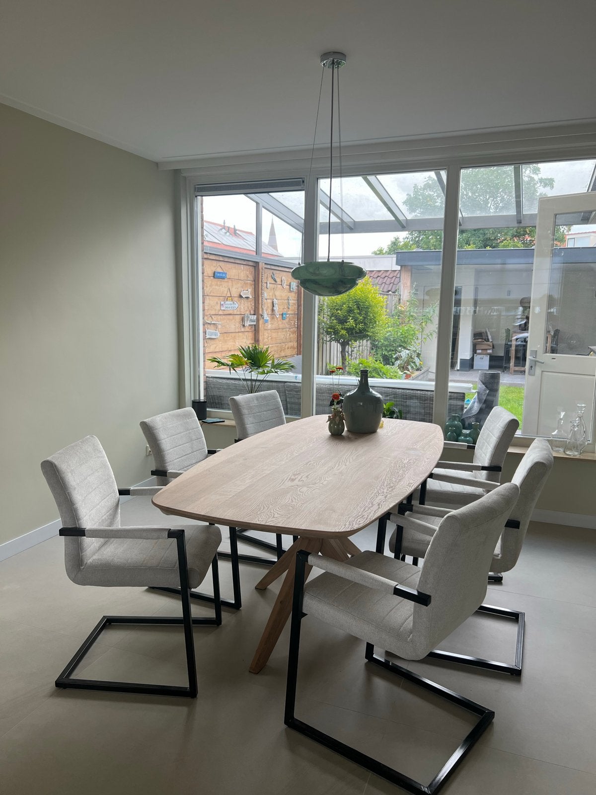 6 opnieuw gestoffeerde eetkamerstoelen met armleuning, Huis en Inrichting, Stoelen, Ophalen, Overige kleuren, Zo goed als nieuw