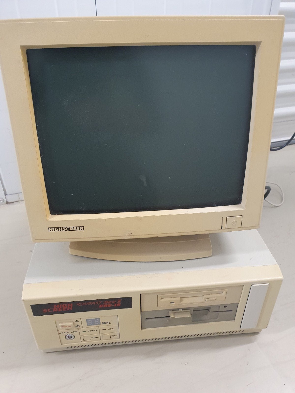 Highscreen  PC, Computers en Software, Vintage Computers, Ophalen of Verzenden