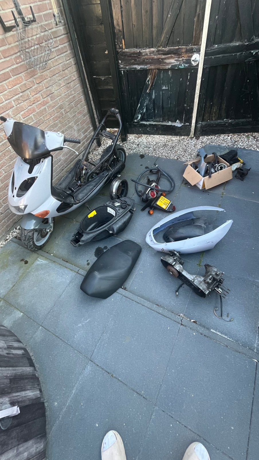 Aprilla sr50 project, Fietsen en Brommers, Ophalen, Zo goed als nieuw, Tweetakt, Overige modellen