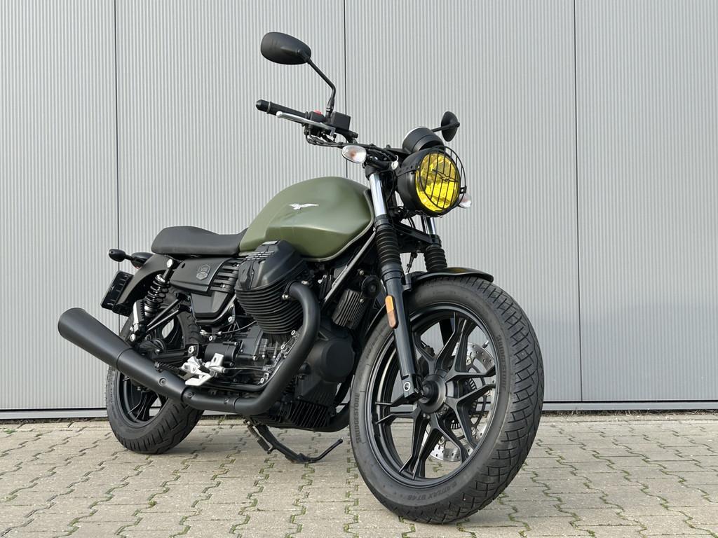 2018 Moto Guzzi V7 III Stone 52pk ABS (bj 2018), 744 cc, Nijkamp & Ooteman Motoren, Meer dan 35 kW, Traction Control