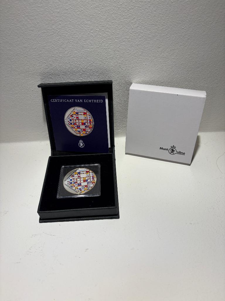 Herdenkingsuifgifte 150 jaar Mondriaan, Verzenden, Koningin Beatrix, Losse munt, Zilver