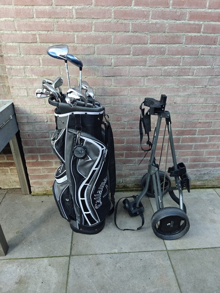 Golfset - Variërende clubs Titleist en Callaway, Sport en Fitness, Golf, Ophalen, Zo goed als nieuw, Set, Callaway