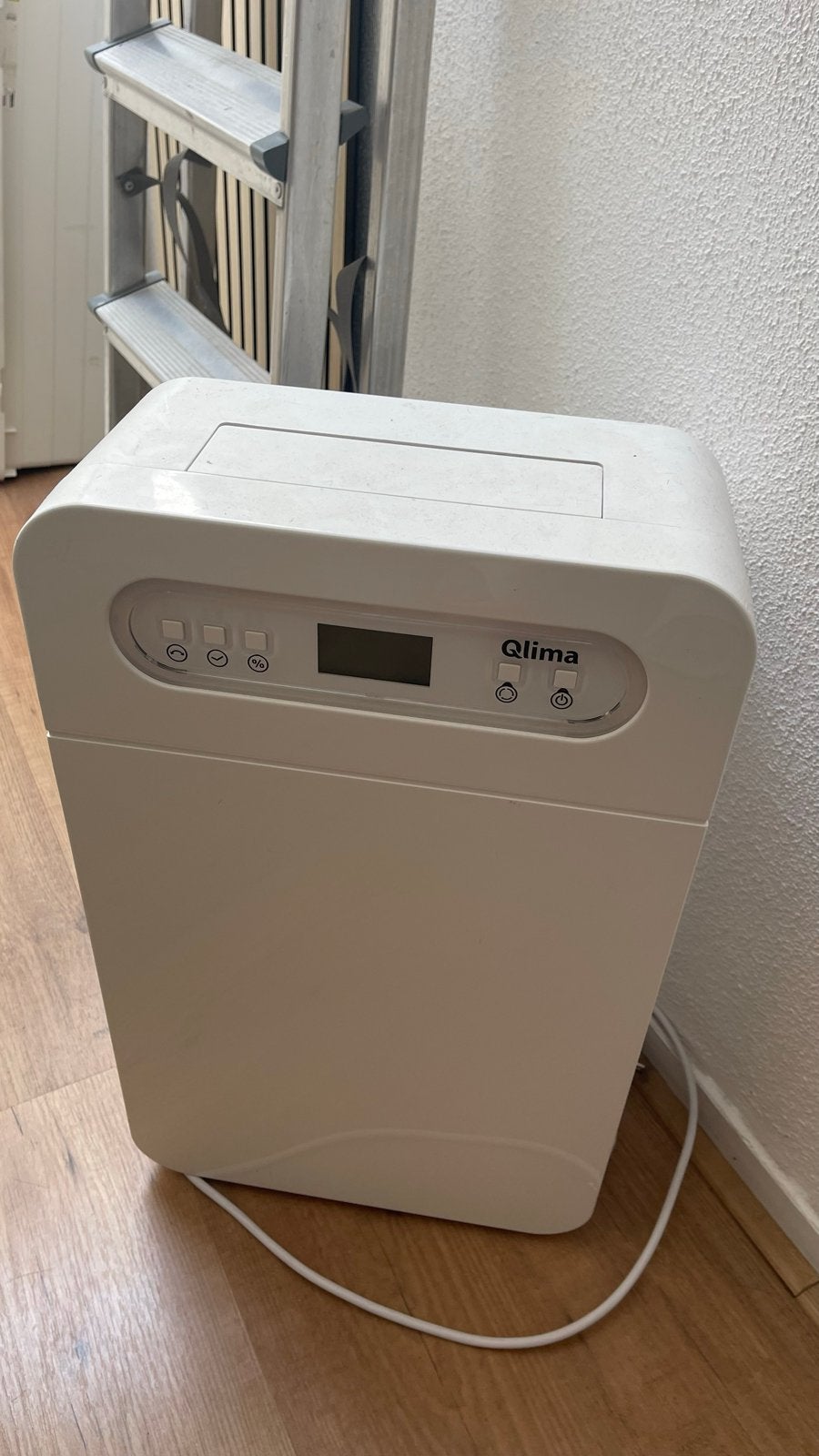 Qlima D510 ontvochtiger, Witgoed en Apparatuur, Ophalen, Zo goed als nieuw, Luchtontvochter