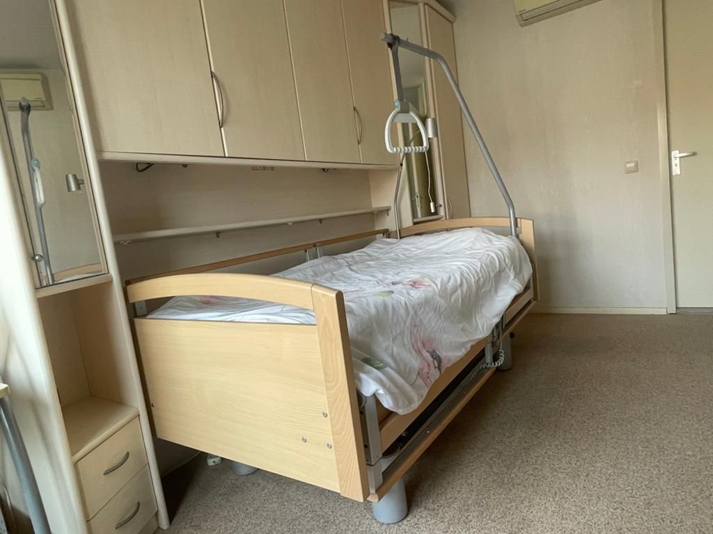 Hoog-laag bed Ayleen 90x200 met bedpapegaai en lamp, Ophalen, Zo goed als nieuw, Eenpersoons