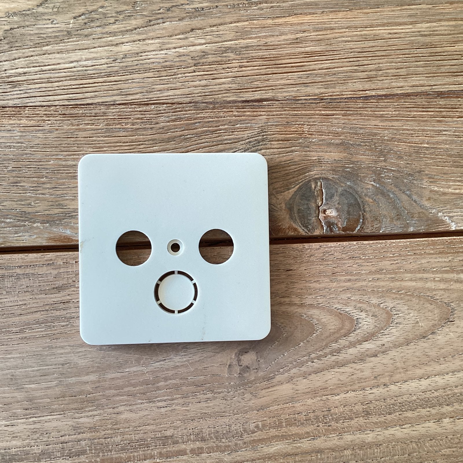 Afdekplaatje voor Coax aansluiting - en meer Coax materiaal, Ophalen of Verzenden, Zo goed als nieuw, Minder dan 2 meter, Coaxiale kabel